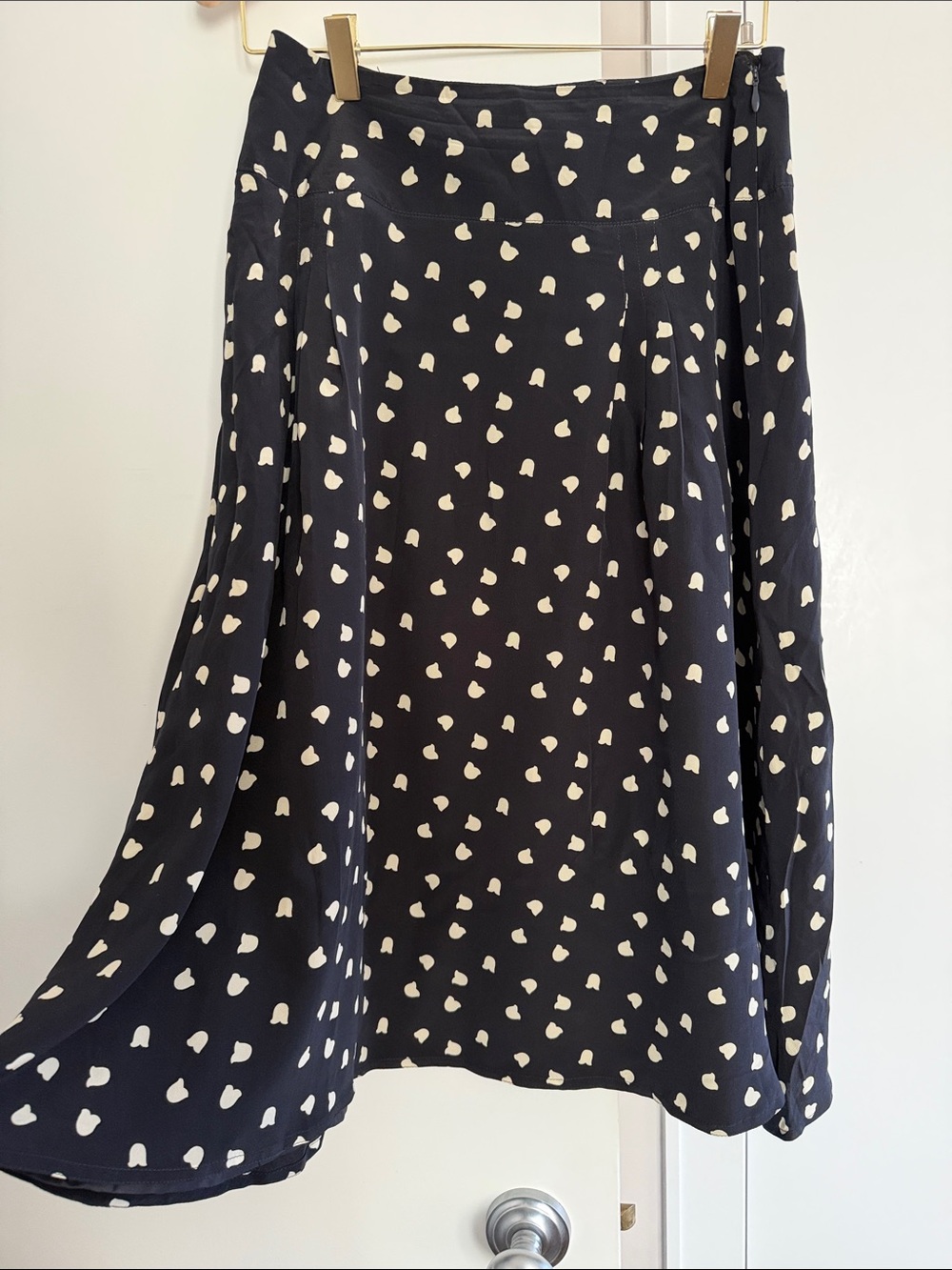 McDavid silk Black and Cream Heart Print A-Line Skirt size 8